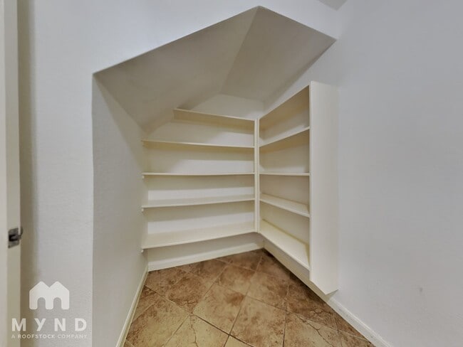 Building Photo - 7102 Cypress Pr Dr