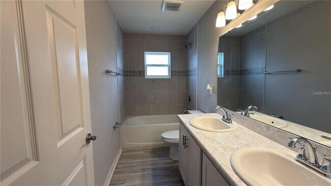 Building Photo - 485 Windy Willow Wy