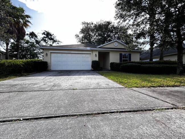 Building Photo - Newer Build 3/2 with Fenced in yard minute...
