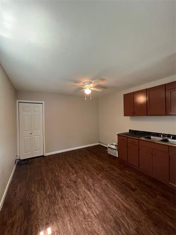 Building Photo - 900 Metropolitan Ave