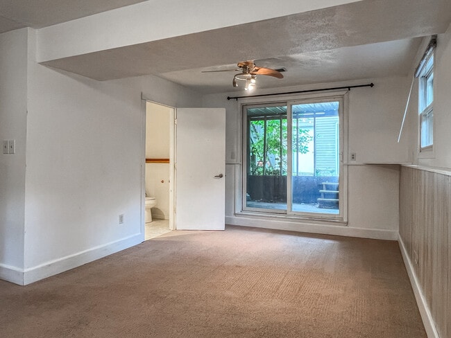 Building Photo - 1411 West Ave