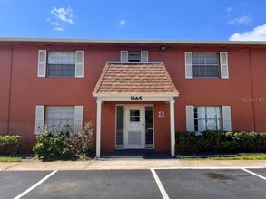 Building Photo - 1665 W Oak Ridge Rd