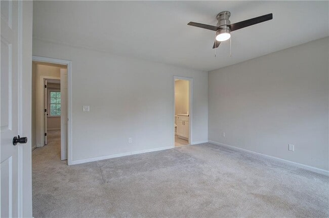 Building Photo - 1028 Windy Oaks Ct