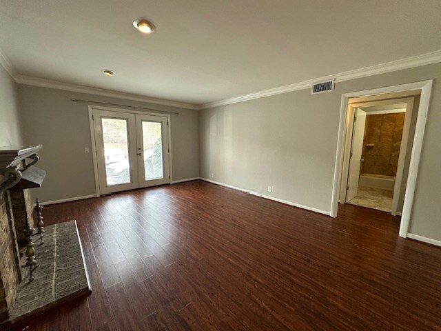 Building Photo - 2116 Hobbs Rd