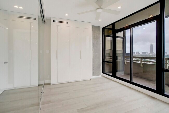 Building Photo - 3310 Timmons Ln