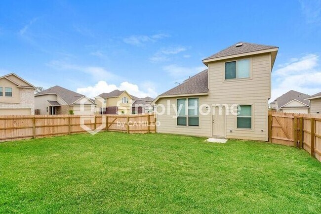 Building Photo - 2303 Applewhite Mdw