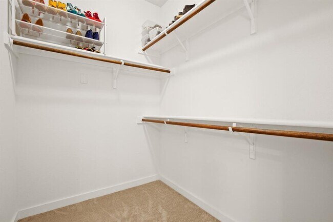 Building Photo - 8904 Parker Ranch Cir
