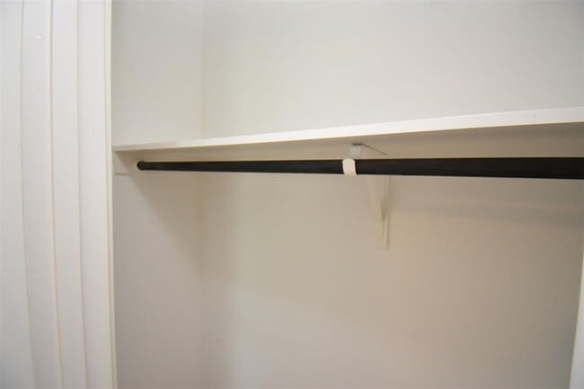 Building Photo - 5430 N Crooked Creek Dr
