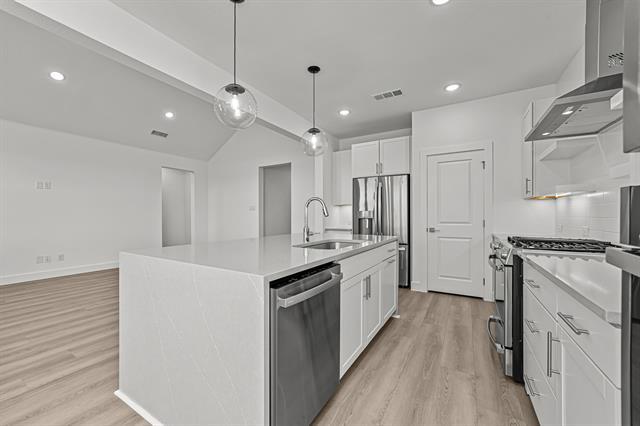 Building Photo - 2031 Roaring Frk Dr