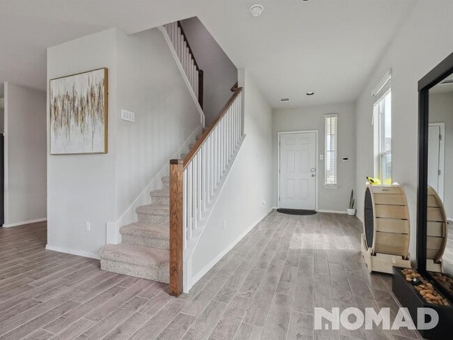 Building Photo - 101 Crescent St