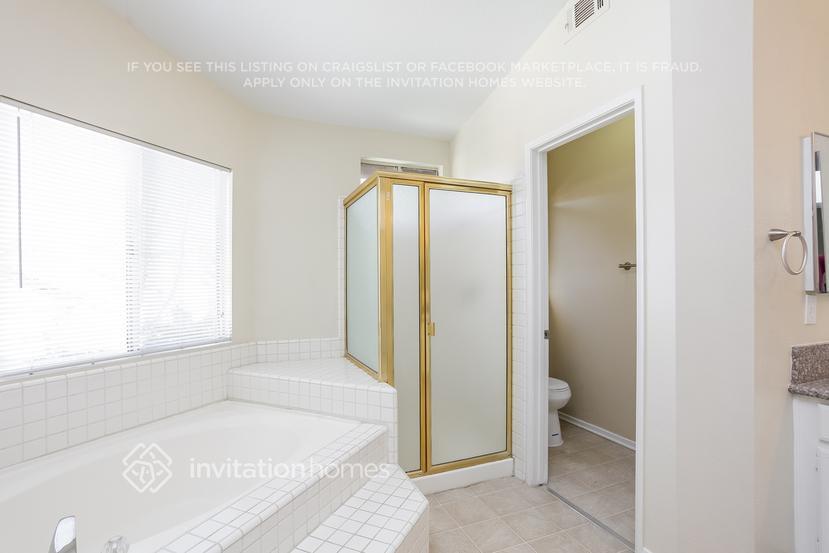 Building Photo - 9122 Owari Ln