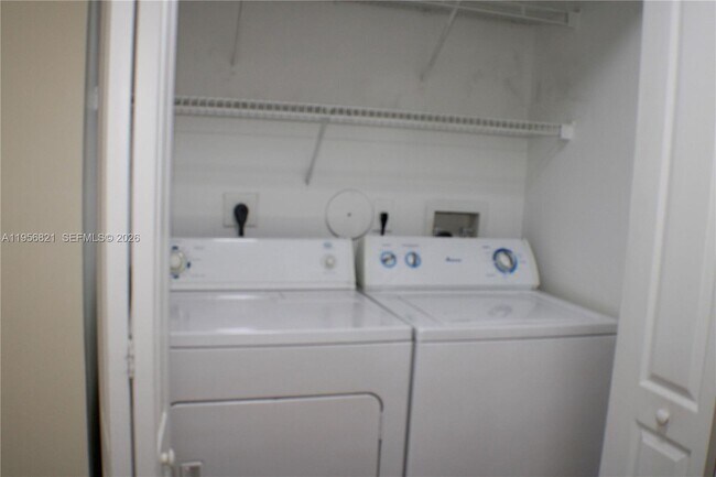 Building Photo - 4704 NW 57th Pl