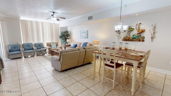 Building Photo - 1200 Beach Dr
