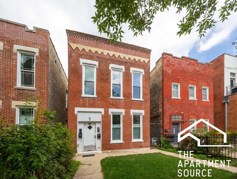Building Photo - 2208 W Erie St