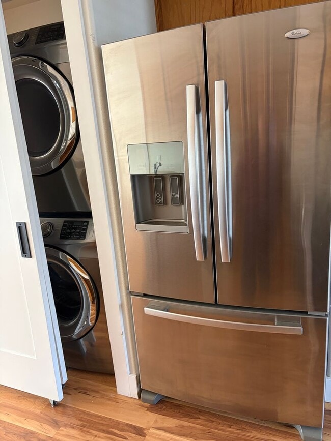 Building Photo - Cozy Two Bedroom Home Tucked Away in Newberg