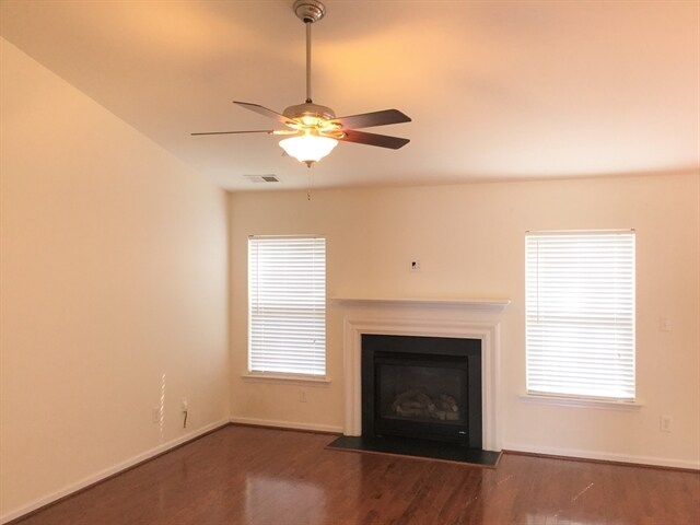 Building Photo - 10437 Samuels Way Dr