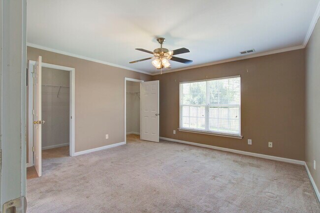 Building Photo - 111 Meadowvale Ln