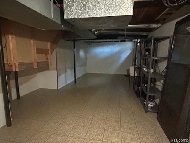 Building Photo - 221 Torrent Ct