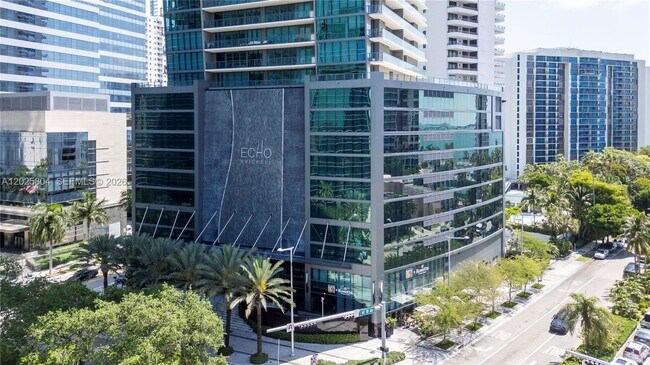 Building Photo - 1451 Brickell Ave
