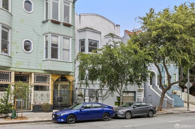 Building Photo - 2888 Folsom St