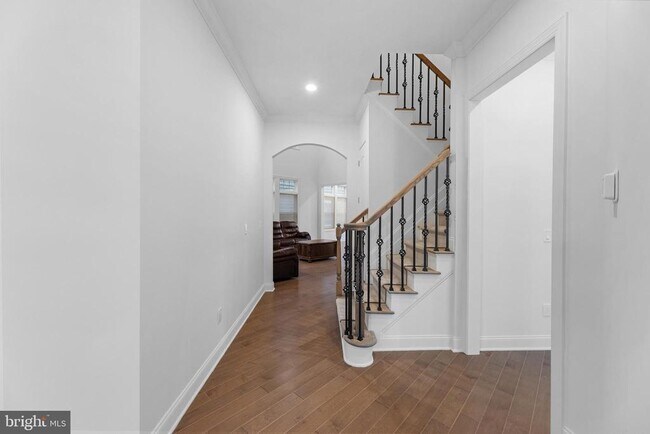 Building Photo - 105 Samjan Cir