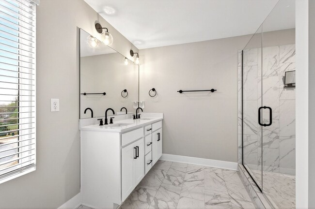 Building Photo - Modern 3BR Townhome in Millbank Village!