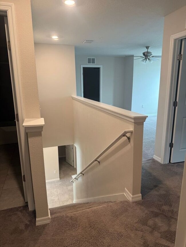 Building Photo - Beautiful/Like New Home in Winter Haven