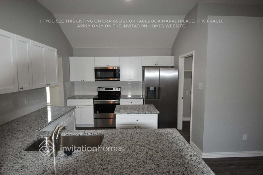 Building Photo - 1249 Old Oak Dr