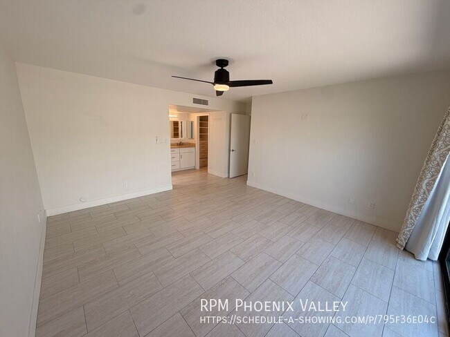 Building Photo - 7826 E San Miguel Ave