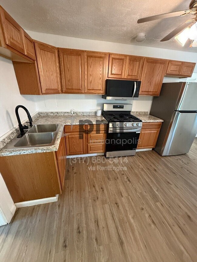 Building Photo - 1324 Brandt Dr