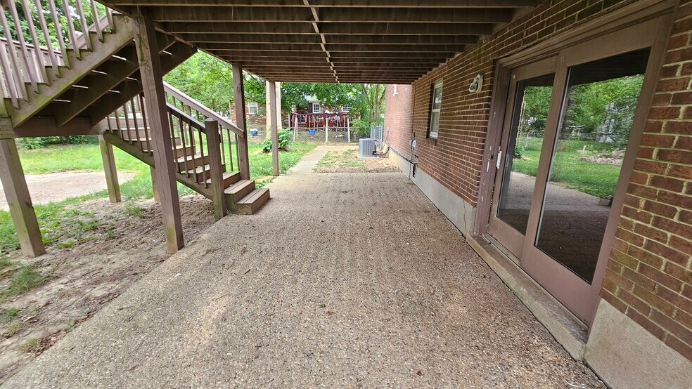 Covered Patio - 9323 Willowwood Way
