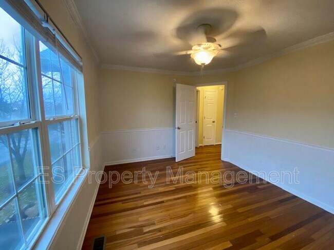 Building Photo - 6141 Wildcat Dr