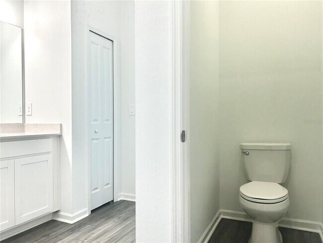 Building Photo - 1103 NW 44th Court Rd