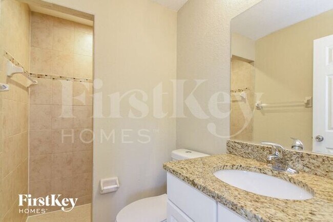 Building Photo - 10371 Grail Ave