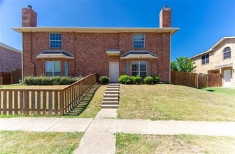 Building Photo - 1953 Timber Oaks Dr