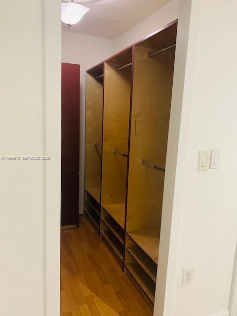 Building Photo - 16119 Kingsmoor Way