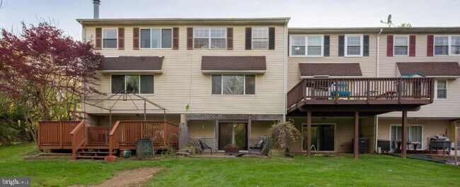 Building Photo - 57 Brighton Ct