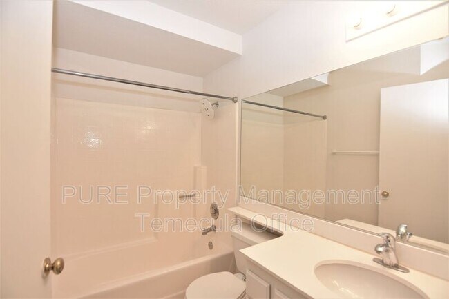 Building Photo - 30412 Sierra Madre Dr