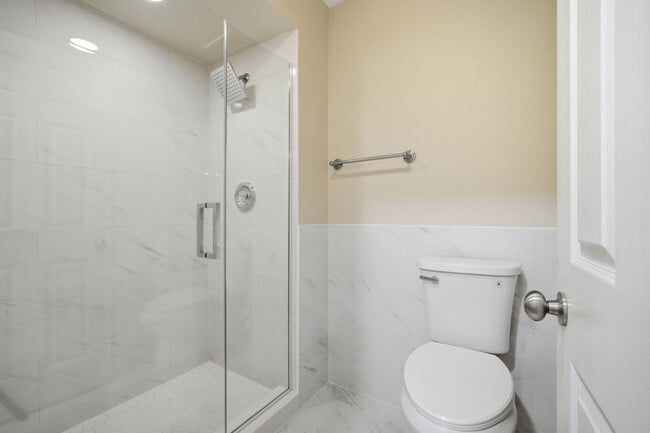 Building Photo - 2456 Cobblewood Dr