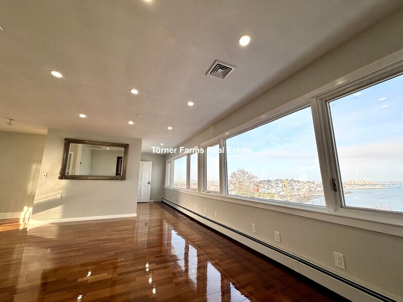 Building Photo - 63 Upland Rd