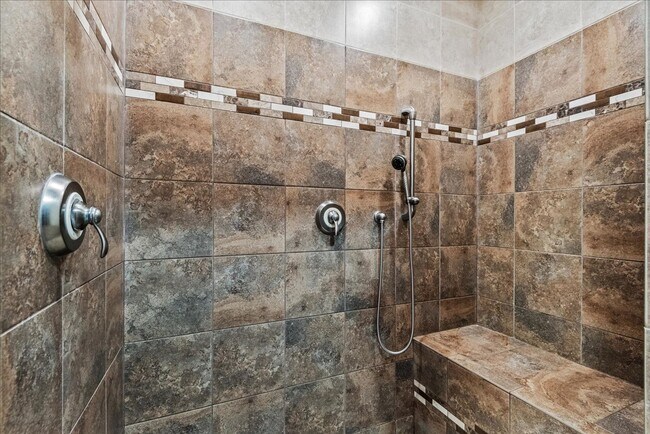 Building Photo - **Charming 3-Bedroom Rambler on 3 Acres in Scenic Stafford** NO HOA