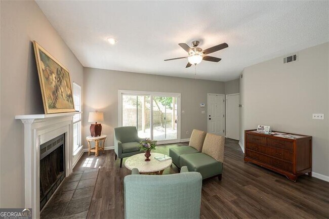 Building Photo - 3067 Steeplechase Dr