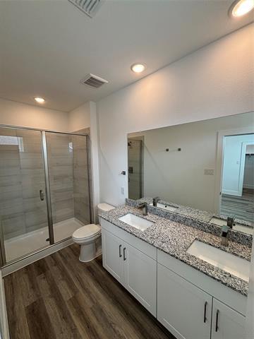 Building Photo - 1529 Creekside Dr