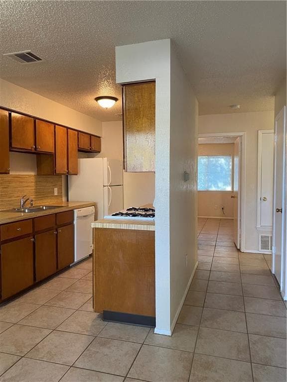 Building Photo - 6707 Skynook Dr