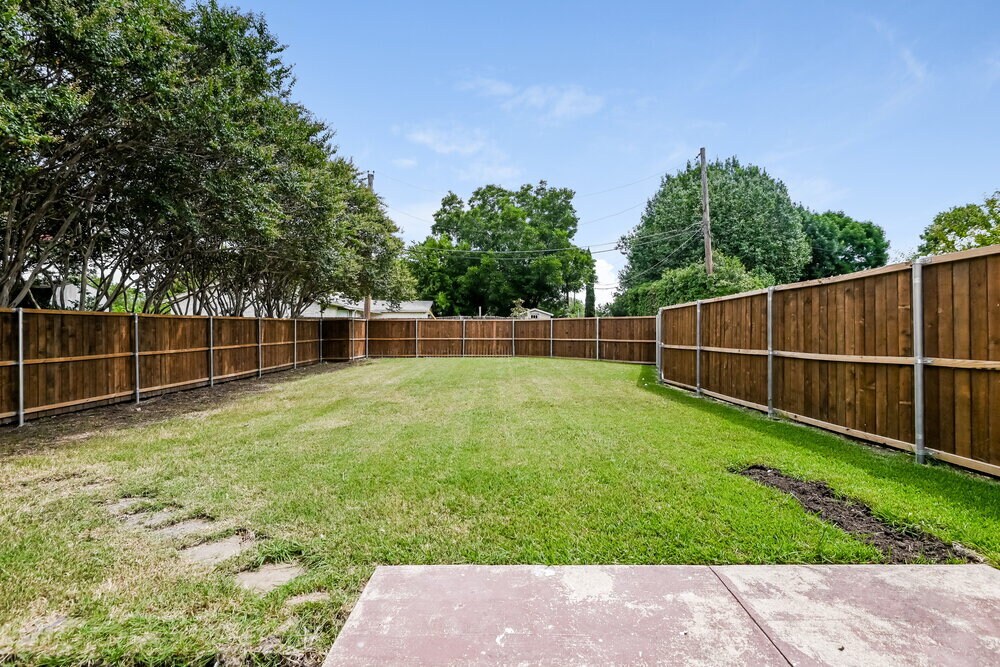 Building Photo - 1506 Rancho Dr
