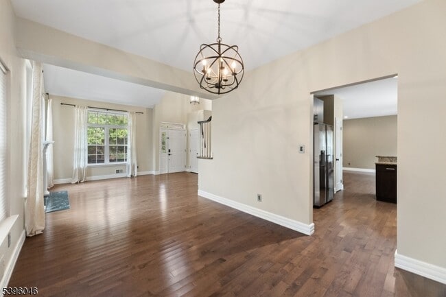 Building Photo - 2 Rider Terrace