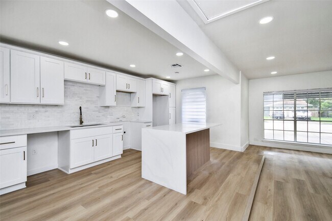 Building Photo - 7210 Lumber Jack Dr