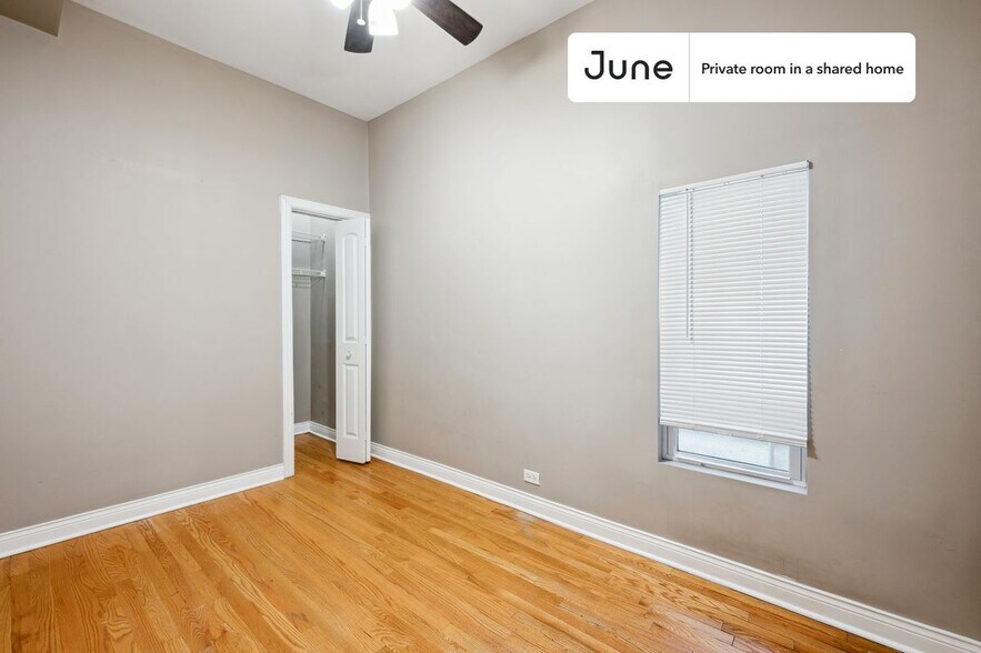 Building Photo - Room in Shared 3 bed/1 bath home