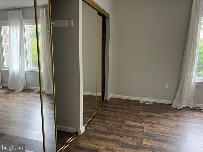 Building Photo - 8452 Sandstone Way