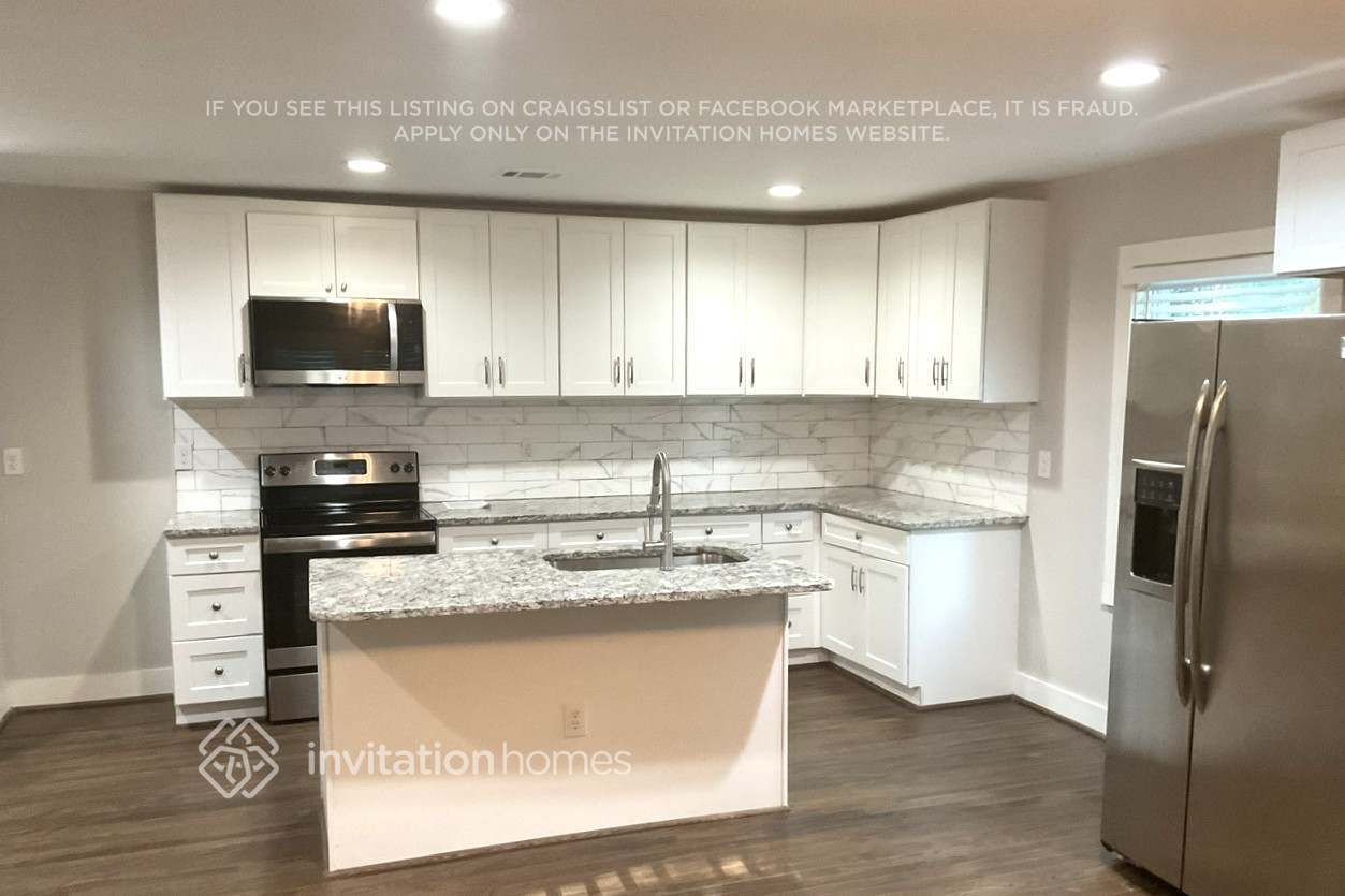 Building Photo - 2731 Oldknow Dr NW